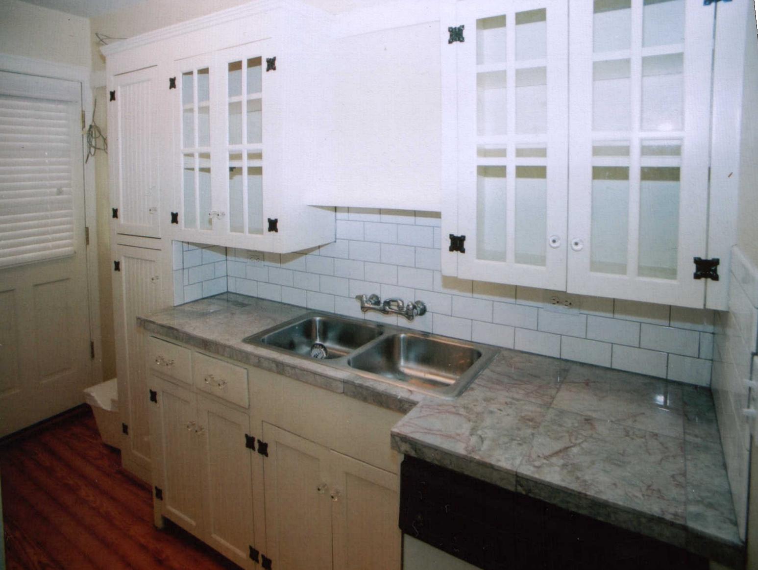 1329-3 kitchen